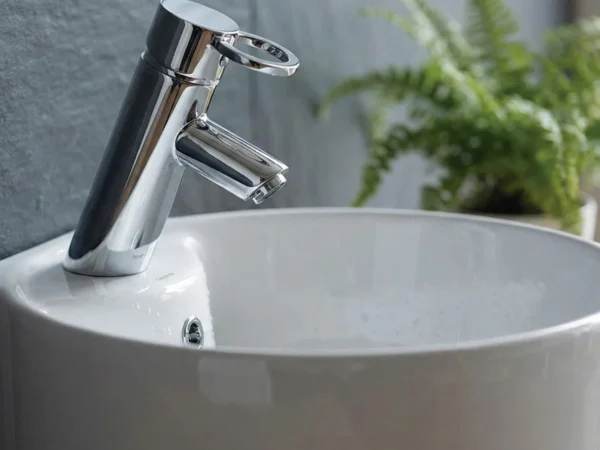 H1012_HAMBURG_02 Bathco Hamburg H1012 Round White Porcelain Washbasin